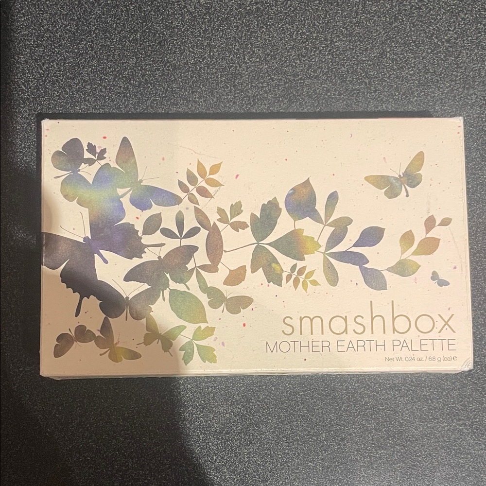 Never used - Smashbox Cosmetics Mother Earth Palette
